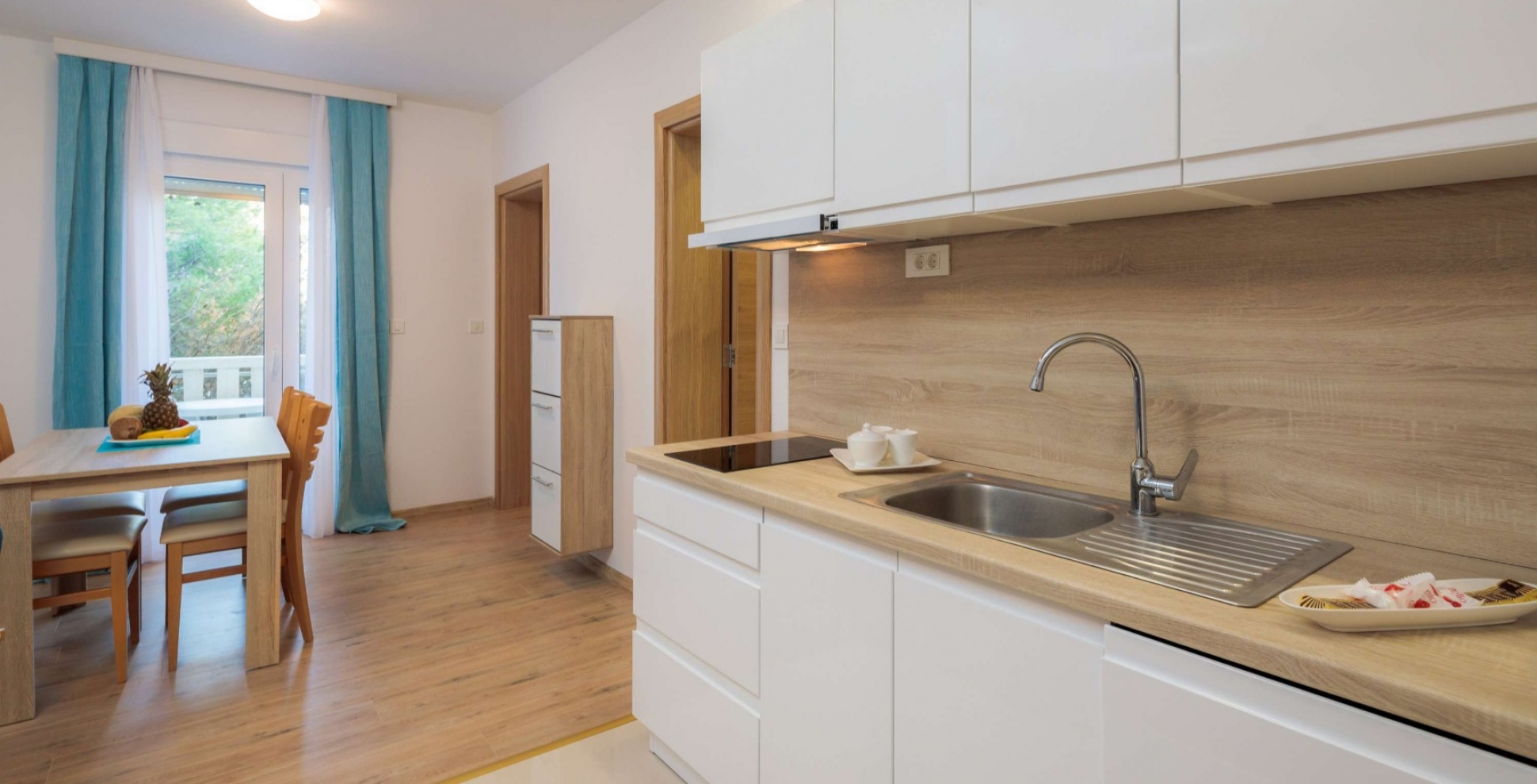 One bedroom apartment with a partial sea view