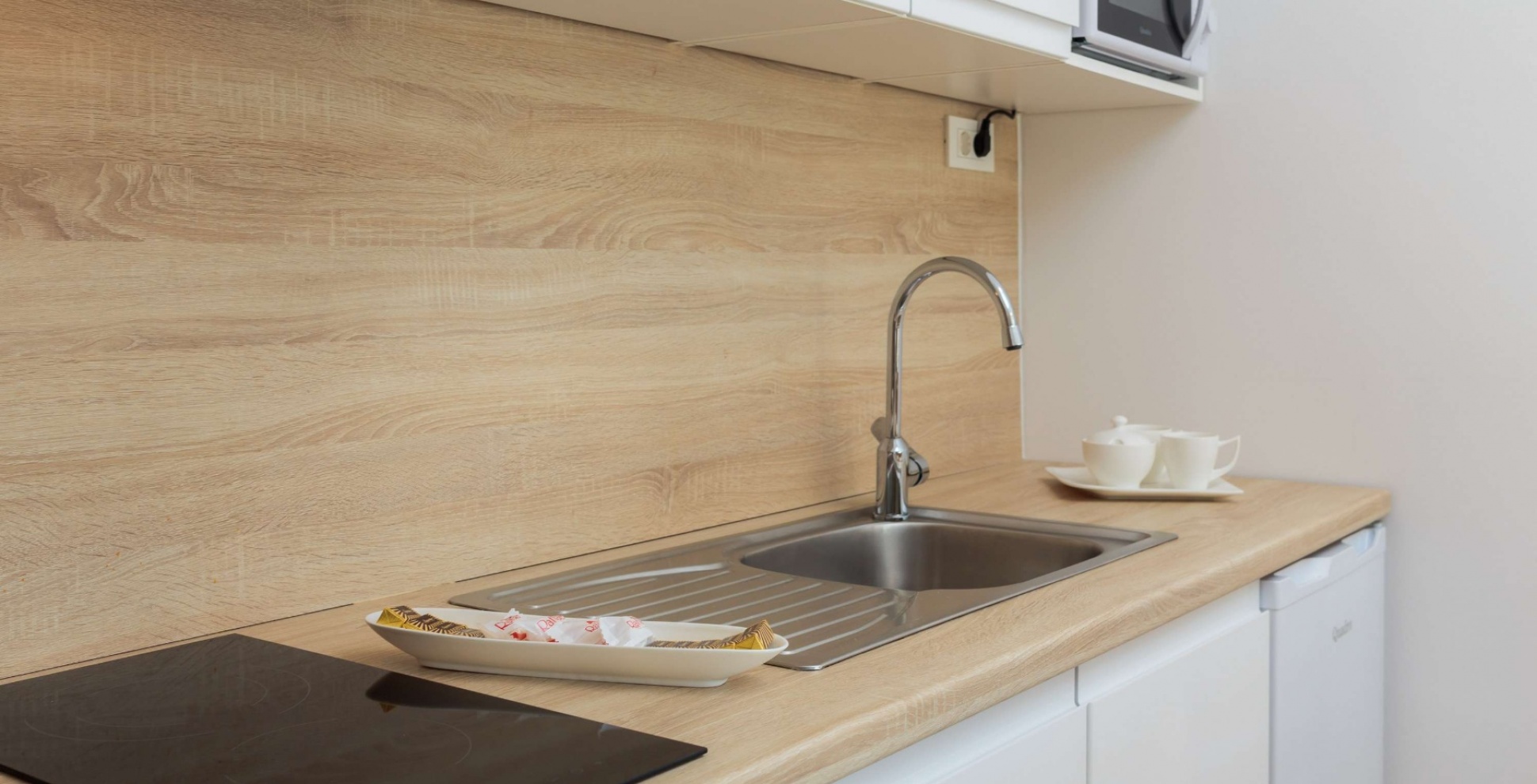 Apartment with garden view