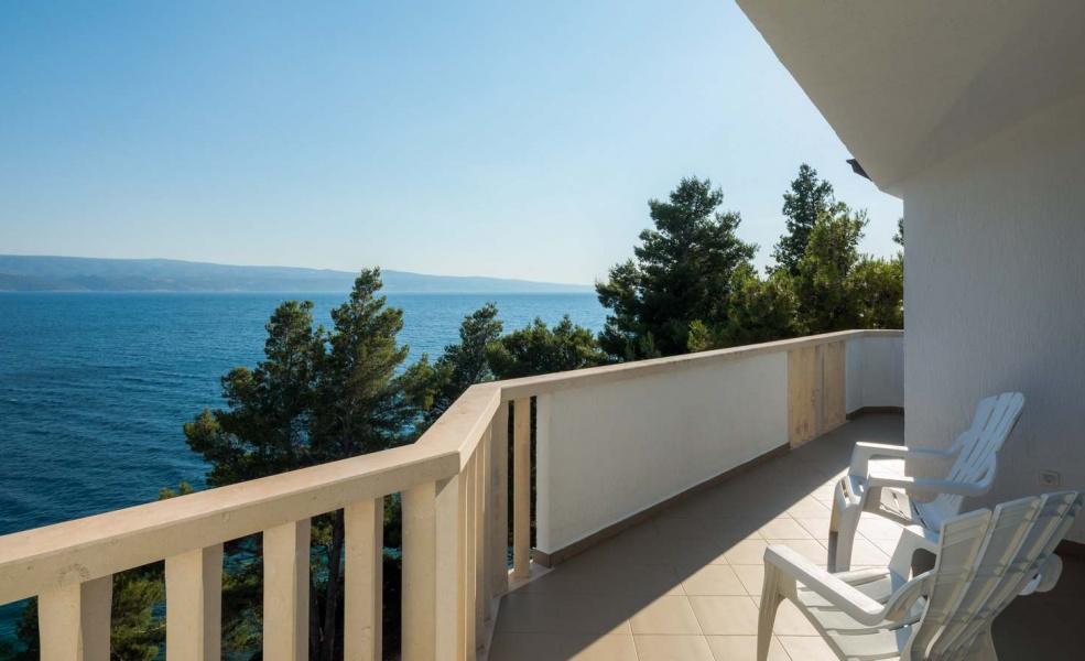 Two Bedroom Apartment with Sea View